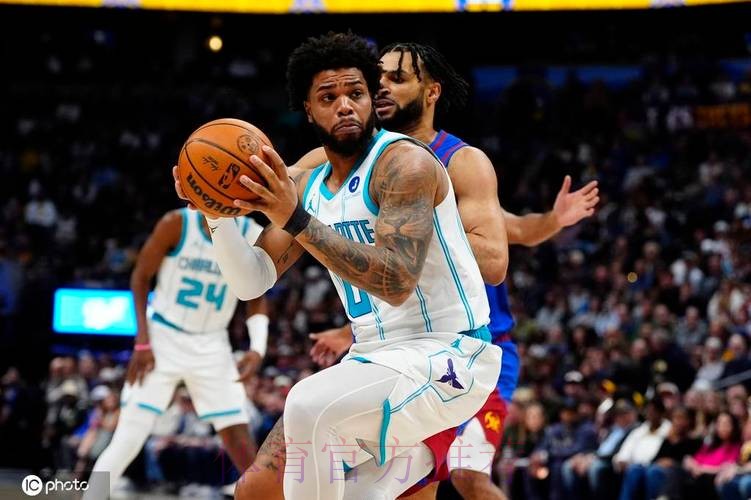 米勒23分鲍尔10+6 穆雷16分黄蜂终结掘金四连胜 米勒23分鲍尔10+6 穆雷16分黄蜂终结掘金四连胜